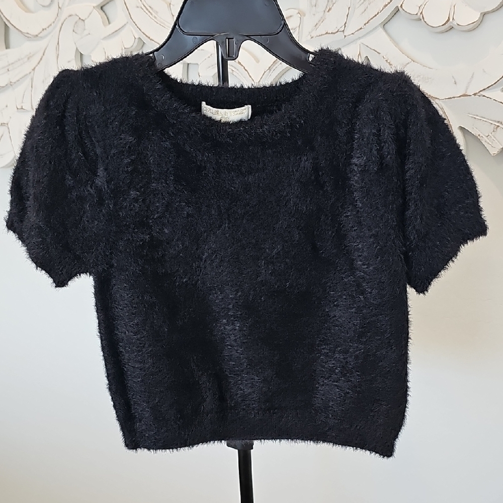 NWT Chelsea & Violet Girls Black Soft & Fuzzy Short Sleeve Sweater  Girls Size 6